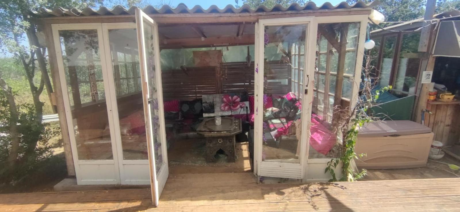 Mobilhome Vintage Dans Camping A La Ferme Ponteilla Exterior photo